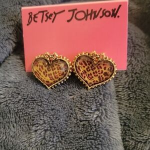 Betsey Johnson Gold Leopard Heart Earrings Never Worn